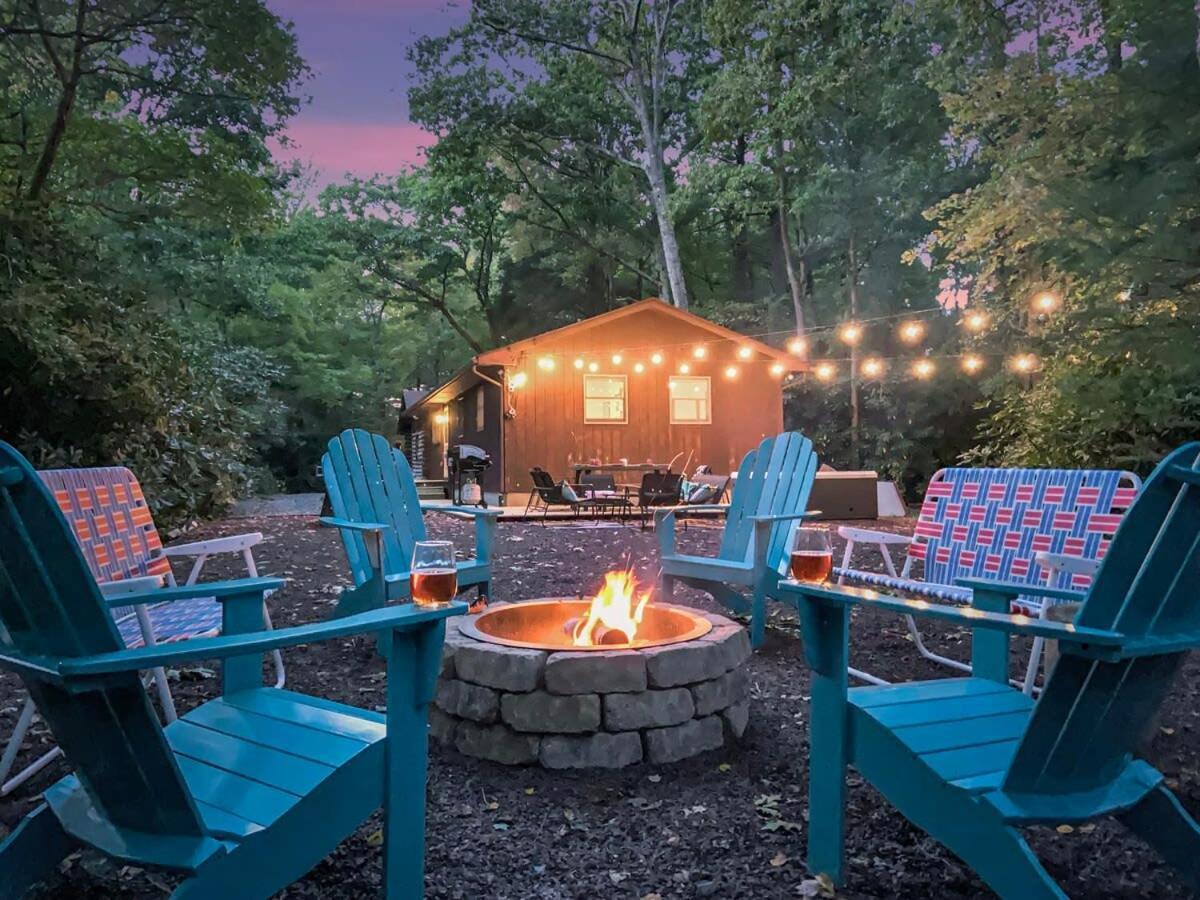 Holiday home Sycamore Camp - Historic Log Reimagined *