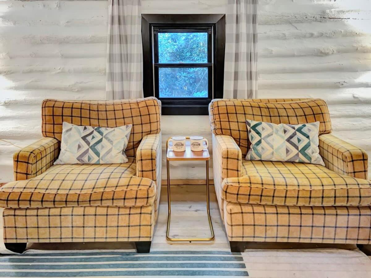 Sycamore Camp - Historic Log Reimagined * Lake Harmony