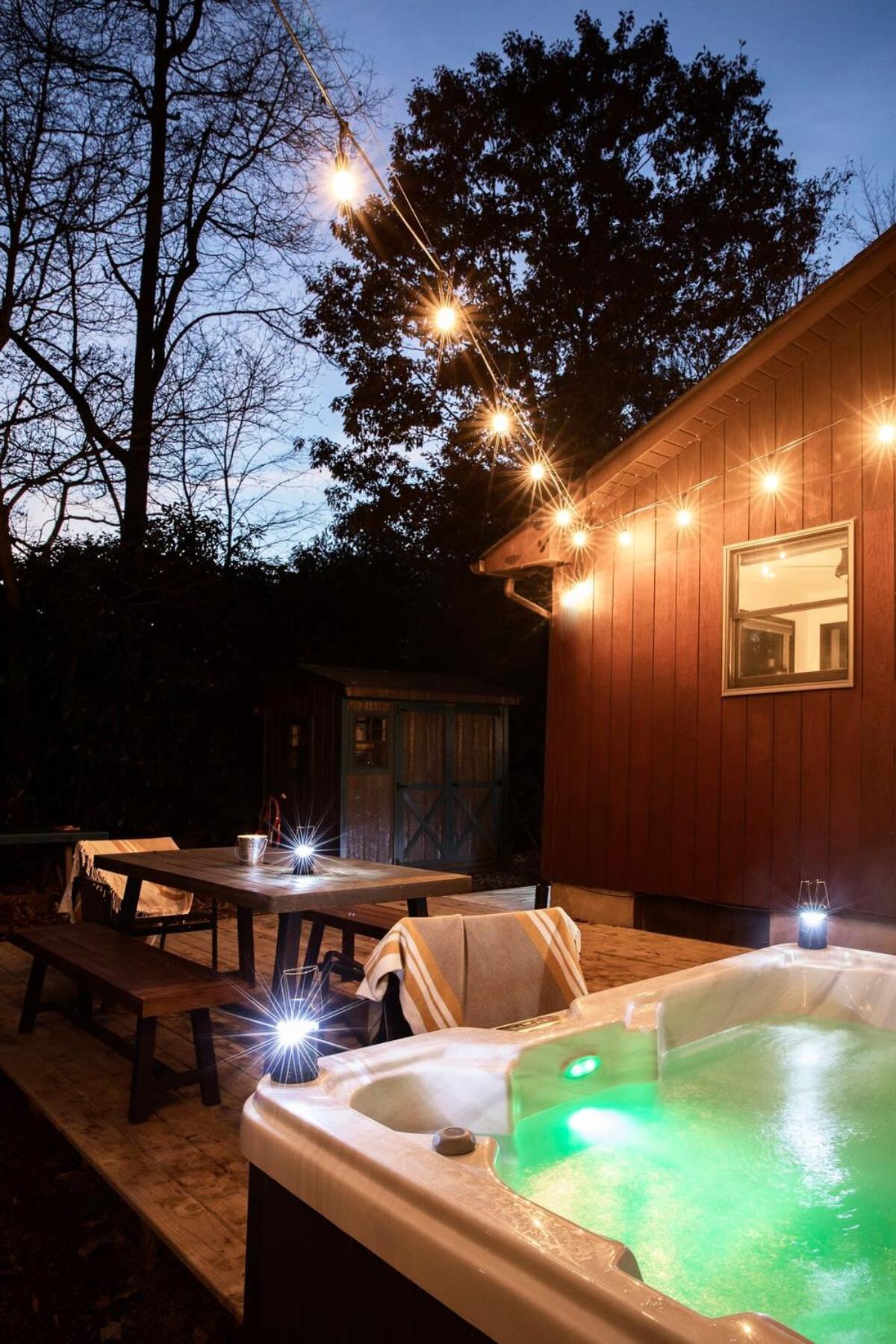 Sycamore Camp - Historic Log Reimagined Holiday home Lake Harmony